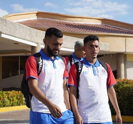 Mariana Espinoza, la dulce compañía y novia del futbolista de Olimpia Rembrandt Flores