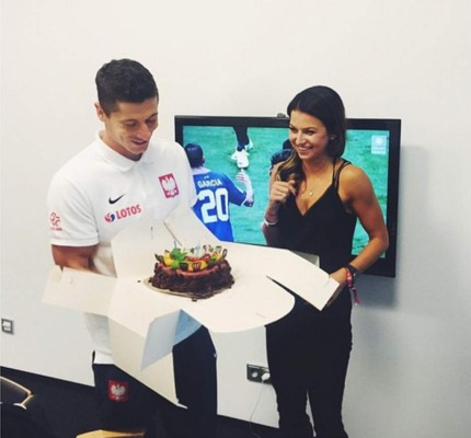 Conoce a la bella esposa de Lewandowski que es toda una sensación en su país