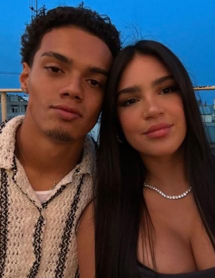 La noticia que más esperaba Ronaldinho: será abuelo con 45 años y así lo anunció su preciosa nuera influencer