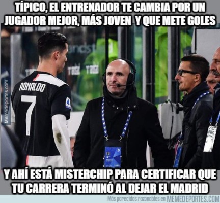 Las redes sociales se inundan de memes por la polémica de Cristiano Ronaldo y Sarri en la Juventus