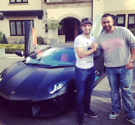 ¡INCREÍBLE! Así pagan los cracks del fútbol sus lujosos vehículos