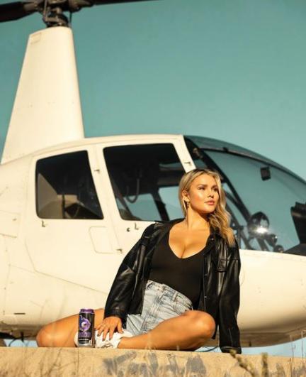 ¿Qué pasó con ella? La nueva vida de Kinsey Wolanski cuatro años después de hacerse famosa en una final de la Champions