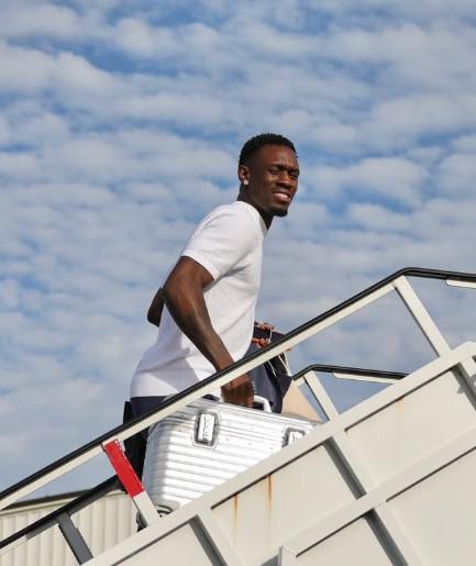 La increíble historia del goleador que nació en USA por decisión de una aerolínea