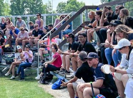 ¿Se hablaron? El incómodo encuentro entre Piqué y Shakira: Así fueron fotografiados en República Checa durante sus vacaciones