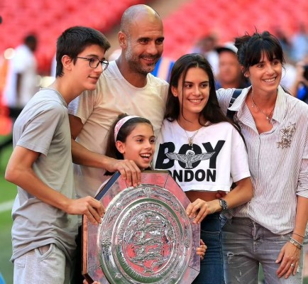 La hija de Pep Guardiola de 20 años, 'cazada' con crack del Tottenham y se confirma su relación