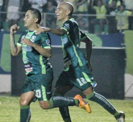 Rumores y Fichajes: Blas Pérez podría llegar a un grande centroamericano