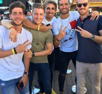 FOTOS: Así pasan vacaciones los cracks del Barcelona; Messi y Antonella la rompen