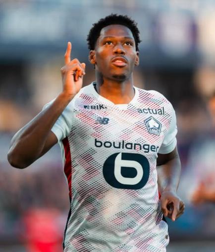 Barcelona eligió al sustituto de Lewandowski: termina contrato y anuncia que se marcha de su club