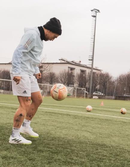 Fue desterrado de Argentina tras el Mundial y castigado con dos años: ahora entrena con un club de tercera división