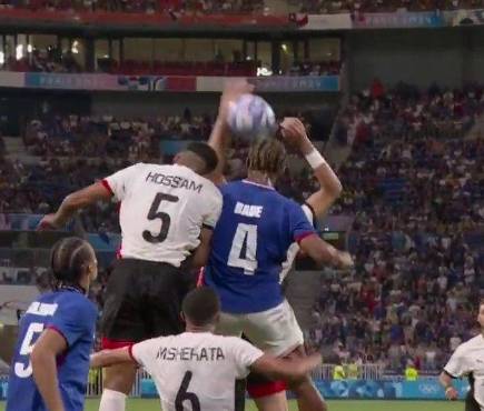 París 2024: ¡Said Martínez y su polémica decisión con el VAR por los Juegos Olímpicos en el Francia vs Egipto!