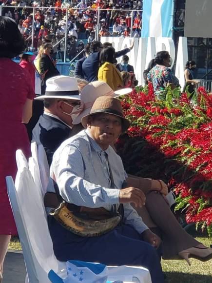 Políticos, famosos y deportistas: Las principales figuras que estuvieron en la toma de posesión de Xiomara Castro