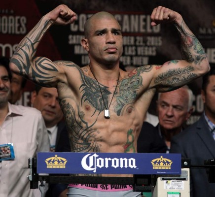 Las mejores fotos del pesaje de Miguel Cotto y 'Canelo' Álvarez