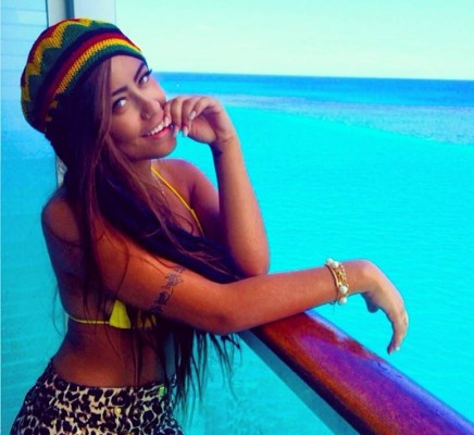 FOTOS: La sexi hermana de Neymar que causa furor en Brasil