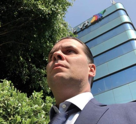 Siendo tímido y por correos: La increíble historia de amor de Christian Martinoli y su esposa francesa&nbsp;&nbsp;