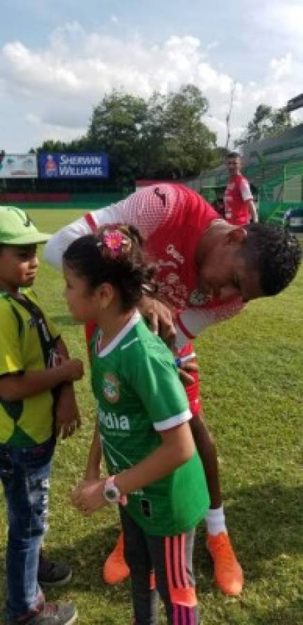 El plantel de Marathón comparte celebrando el Día del Niño en su sede