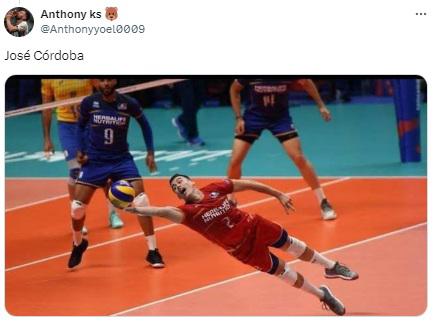 Volvió a decepcionar y los memes hacen pedazos a Panamá; así tratan a José Córdoba tras su grosero error