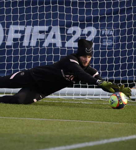 Portero del PSG sufre violento asalto con su esposa e hijos: fueron golpeados y secuestrados en su casa