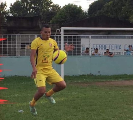 Ex legionario hondureño a la Liga de Ascenso y Victoria sigue sumando fichajes