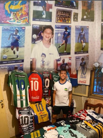 Exjugador de Olimpia anuncia su retiro del fútbol y se acuerda de su paso por Honduras: “Viví momentos inolvidables”