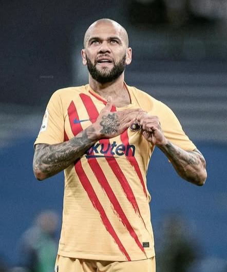 La nueva vida de Dani Alves tras salir de prisión y el pacto que hizo con Dios: Yo ahí adentro, mientras caminaba...
