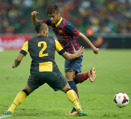 1-3. El Barcelona sudó para vencer al Malaysia XI.