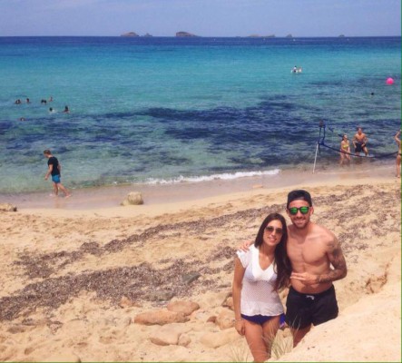 Fotos: La novia de Alcácer, la sensación en la presentación de su novio