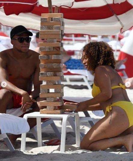 ¿Quién es la despampanante chica que anda con Mbappé durante sus vacaciones en Miami mientras define su futuro?