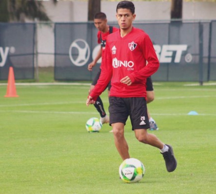 MERCADO: Juticalpa anuncia fichajes, barrida en Real de Minas y delantero llega a Motagua