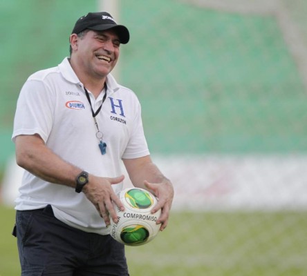 Fotos: Luis Suárez vuelve al estadio Olímpico, un lugar donde vivió grandes momentos con Honduras