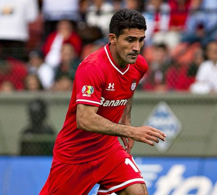 Grandes figuras del fútbol que siguen brillando a sus 36 años o más