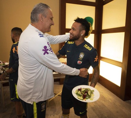 Con Brasil y en Miami: Así luce Neymar tras su fichaje fallido por el Barcelona