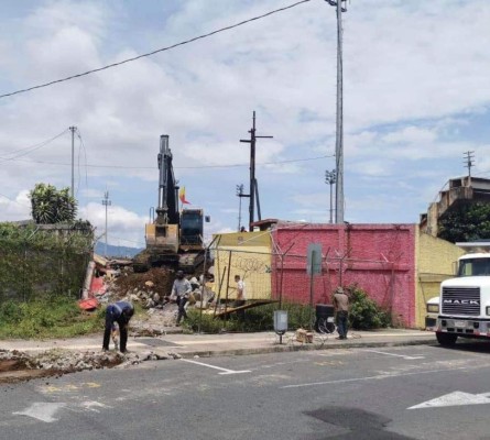 Herediano demuele el vetusto Eladio Rosabal Cordero y comienza el sueño de su nuevo estadio