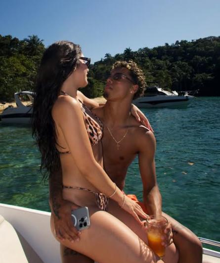 La noticia que más esperaba Ronaldinho: será abuelo con 45 años y así lo anunció su preciosa nuera influencer