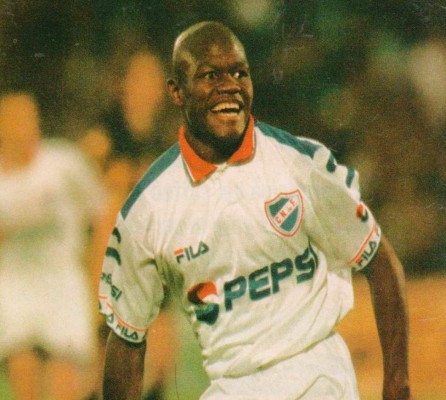 TOP: Futbolistas hondureños que se han consagrado campeones en el extranjero