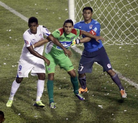 ¡Cuatro sobrevivientes! Las imágenes de la final que disputaron Olimpia y Marathón hace siete años