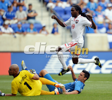El Salvador y Trinidad y Tobago empatan en su debut