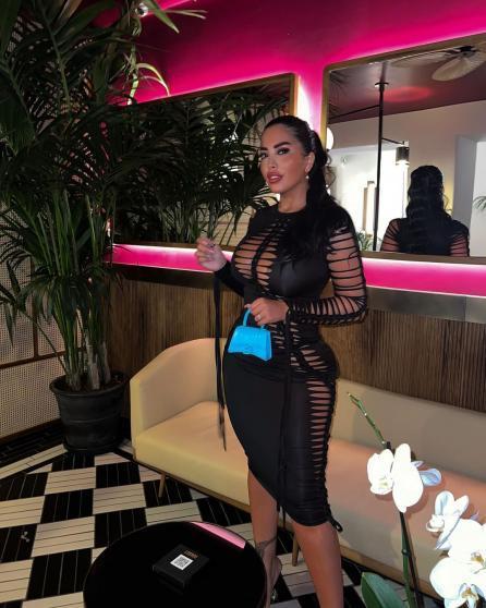 Así es la infartante Floriana Messina, la presentadora italiana que es “el sueño erótico de los futbolistas del Nápoles”