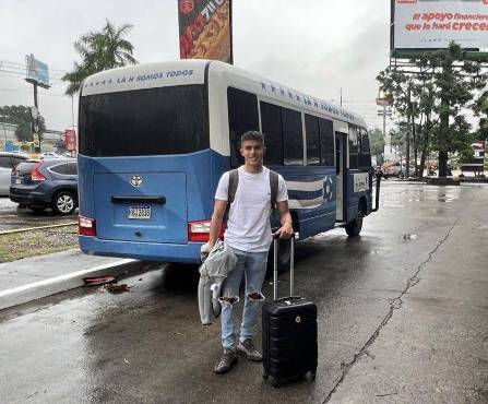 Sebastián Pacheco llegó y se puso a las órdenes de Luis Alvarado. Juega con el América de México.
