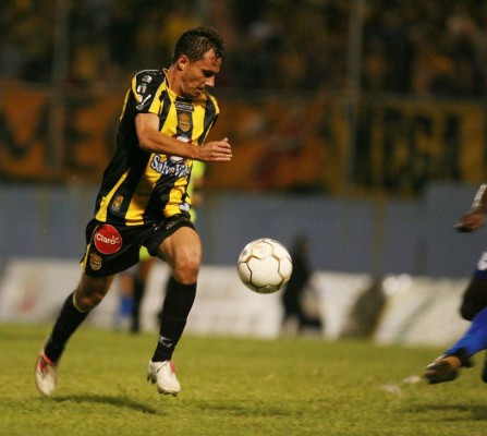 ¡De lujo! El 11 que usó Real España en su última final en el Olímpico