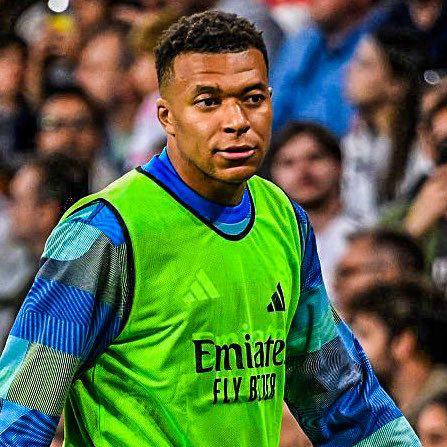 Con los fichajes y un valor de 827M: así será el 11 del Real Madrid con Mourinho