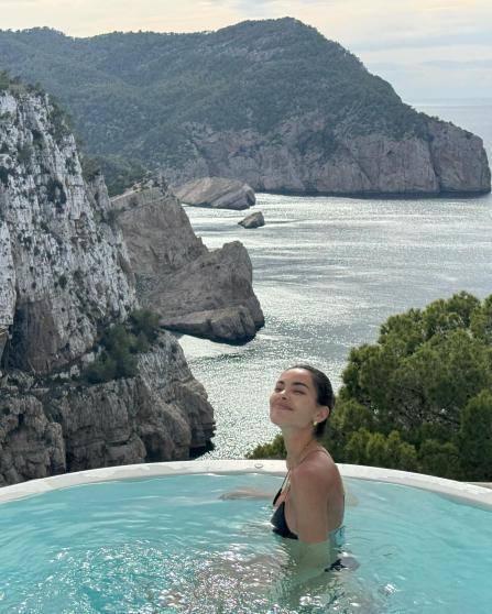 ¿Fuera de España? Dani Alves y Joana Sanz se ‘escapan’: este fue su destino y el precio que pagaron por el viaje