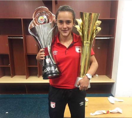 Melissa Herrera, la hermosa futbolista tica que buscará brillar en Francia