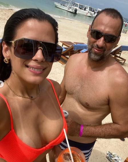 El ex del Olimpia Fabio de Souza y sus vacaciones con la hermosa Ana Gonçalves en Roatán; le pidió matrimonio
