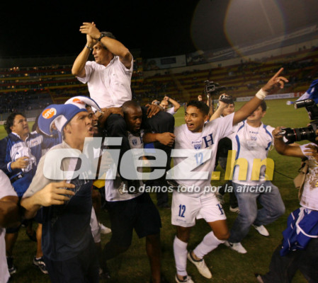 Imágenes de la celebración a Sudáfrica en El Salvador.