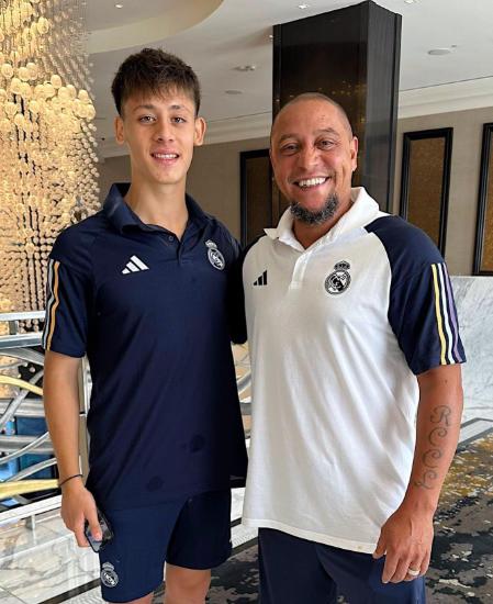 Roberto Carlos se separó de su séptima mujer y ahora vive en la sede del Real Madrid: tiene 11 hijos