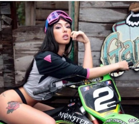 ¡Escándalo! La esposa de Caniggia lo acusa de vivir con una 'prostituta' que lo mantiene 'drogado'