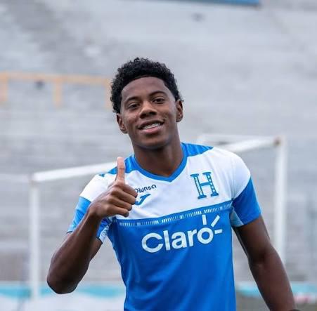 ¿Olimpia recibirá dinero por fichaje de Dereck Moncada en Suiza? ¿Qué equipos de Premier League lo buscaron?