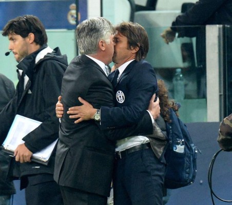 Los 10 besos más insólitos en la historia del fútbol&nbsp;&nbsp;