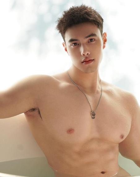 Conmoción por la muerte del culturista Liu Can a los 27 años: se estaba grabando en un lugar prohibido