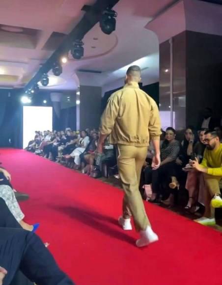 Futbolista y modelo hondureño: Enrique Facusé, portero del Motagua, sorprende debutando en desfile de modas